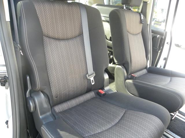 セレナ ハイウェイスターＳ－ＨＶアドバンスドセーフティパック　８人乗り　ナビ　ＴＶ　ＥＴＣ　バックモニター　フリップダウンモニター　オートクルーズ　両側電動パワスラ　ＨＩＤヘッドライト　キーレス　プッシュスタート　純正１６インチアルミホイール（37枚目）