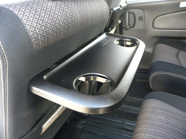 セレナ ハイウェイスターＳ－ＨＶアドバンスドセーフティパック　８人乗り　ナビ　ＴＶ　ＥＴＣ　バックモニター　フリップダウンモニター　オートクルーズ　両側電動パワスラ　ＨＩＤヘッドライト　キーレス　プッシュスタート　純正１６インチアルミホイール（44枚目）