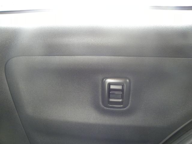 ムーヴキャンバス Ｘリミテッドメイクアップ　ＳＡＩＩ　検８年４月　フルタイム４ＷＤ車　ナビ　ＴＶ　ＥＴＣ　バックカメラ　両側電動パワスラ　キーレス　プッシュスタート　ＨＩＤヘッドライト　オートライト　フォグランプ　アイドリングストップ（39枚目）