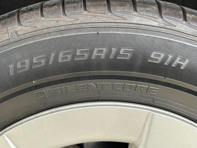 プリウス Ｓ　純正ＳＤナビ　ドラレコ　スマートキー　ビルトインＥＴＣ　オートライト　オートエアコン　ＣＤ　地デジ（33枚目）