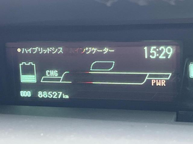 プリウス Ｓ　純正ＳＤナビ　ドラレコ　スマートキー　ビルトインＥＴＣ　オートライト　オートエアコン　ＣＤ　地デジ（57枚目）