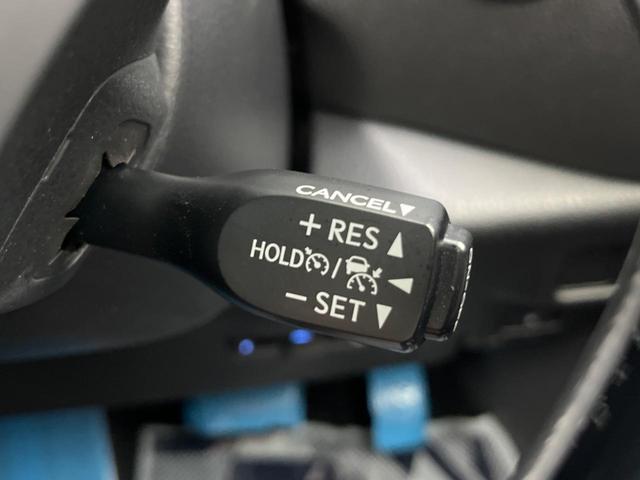 Ｃ－ＨＲ Ｇ　トヨタセーフティセンス　純正ＳＤナビ　レーダークルーズ　バックカメラ　ＥＴＣ　Ｂｌｕｅｔｏｏｔｈ　ドラレコ　ＬＥＤヘッド　ＬＥＤフォグ　オートハイビーム　革巻きハンドル　純正１８インチＡＷ（6枚目）