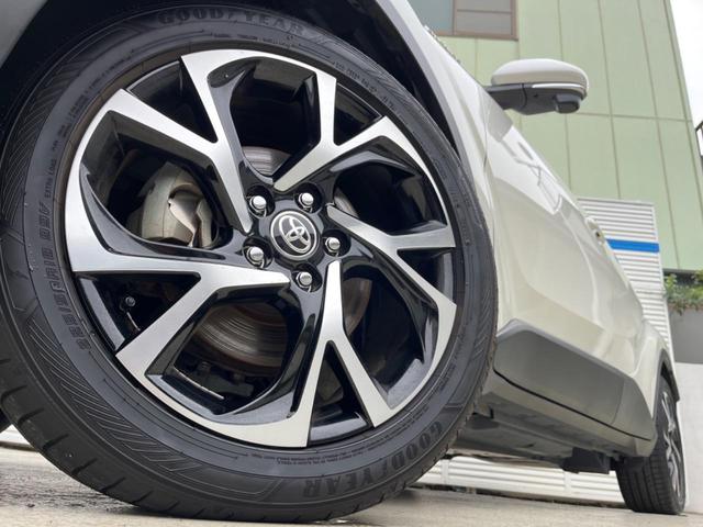 Ｃ－ＨＲ Ｇ　トヨタセーフティセンス　純正ＳＤナビ　レーダークルーズ　バックカメラ　ＥＴＣ　Ｂｌｕｅｔｏｏｔｈ　ドラレコ　ＬＥＤヘッド　ＬＥＤフォグ　オートハイビーム　革巻きハンドル　純正１８インチＡＷ（14枚目）