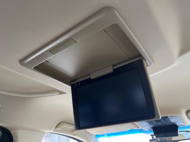 アルファード ２．５Ｇ　両側電動ドア　純正ＳＤナビ　後席モニター　バックカメラ　衝突被害軽減システム　レーダークルーズ　禁煙車　ハーフレザーシート　パワーシート　ドラレコ　コーナーセンサー　スマートキー　ＬＥＤヘッド（5枚目）