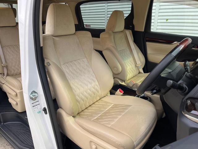 アルファード ２．５Ｇ　両側電動ドア　純正ＳＤナビ　後席モニター　バックカメラ　衝突被害軽減システム　レーダークルーズ　禁煙車　ハーフレザーシート　パワーシート　ドラレコ　コーナーセンサー　スマートキー　ＬＥＤヘッド（8枚目）