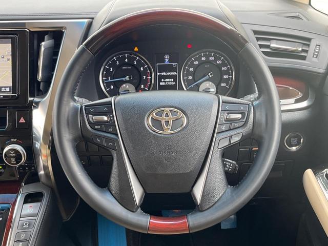 アルファード ２．５Ｇ　両側電動ドア　純正ＳＤナビ　後席モニター　バックカメラ　衝突被害軽減システム　レーダークルーズ　禁煙車　ハーフレザーシート　パワーシート　ドラレコ　コーナーセンサー　スマートキー　ＬＥＤヘッド（12枚目）