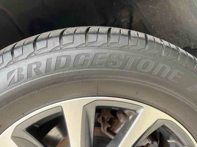 アルファード ２．５Ｇ　両側電動ドア　純正ＳＤナビ　後席モニター　バックカメラ　衝突被害軽減システム　レーダークルーズ　禁煙車　ハーフレザーシート　パワーシート　ドラレコ　コーナーセンサー　スマートキー　ＬＥＤヘッド（33枚目）