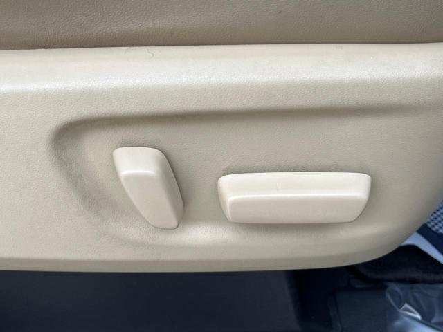 アルファード ２．５Ｇ　両側電動ドア　純正ＳＤナビ　後席モニター　バックカメラ　衝突被害軽減システム　レーダークルーズ　禁煙車　ハーフレザーシート　パワーシート　ドラレコ　コーナーセンサー　スマートキー　ＬＥＤヘッド（40枚目）