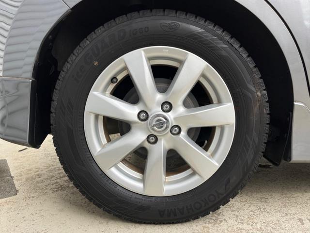 ノート メダリスト SDナビ 全周囲カメラ 禁煙車 ハーフレザーシート スマートキー LEDヘッド ETC オートライト オートエアコン 純正15インチアルミ Bluetooth CD DVD再生 フルセグ(25枚目)