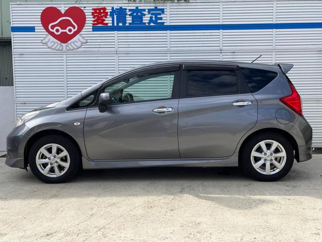 ノート メダリスト SDナビ 全周囲カメラ 禁煙車 ハーフレザーシート スマートキー LEDヘッド ETC オートライト オートエアコン 純正15インチアルミ Bluetooth CD DVD再生 フルセグ(32枚目)