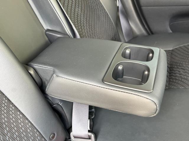 ノート メダリスト SDナビ 全周囲カメラ 禁煙車 ハーフレザーシート スマートキー LEDヘッド ETC オートライト オートエアコン 純正15インチアルミ Bluetooth CD DVD再生 フルセグ(47枚目)