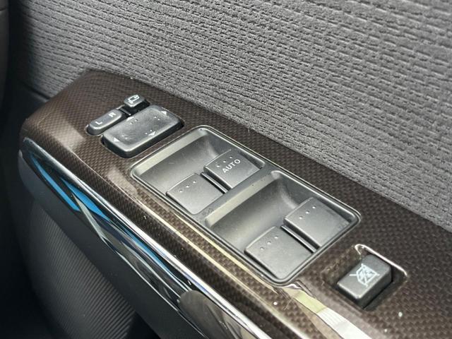 MPV 23S 両側電動ドア 純正SDナビ 後席モニター 禁煙車 スマートキー HIDヘッド ETC オートライト デュアルエアコン 純正17インチアルミ リアエアコン Bluetooth CD DVD再生 地デジ(45枚目)