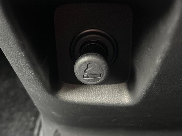 MPV 23S 両側電動ドア 純正SDナビ 後席モニター 禁煙車 スマートキー HIDヘッド ETC オートライト デュアルエアコン 純正17インチアルミ リアエアコン Bluetooth CD DVD再生 地デジ(46枚目)