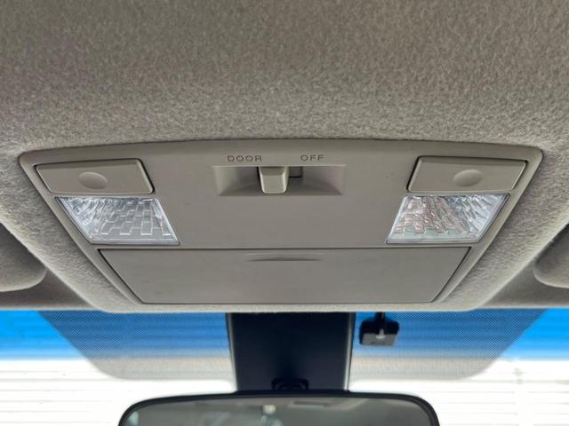 MPV 23S 両側電動ドア 純正SDナビ 後席モニター 禁煙車 スマートキー HIDヘッド ETC オートライト デュアルエアコン 純正17インチアルミ リアエアコン Bluetooth CD DVD再生 地デジ(50枚目)