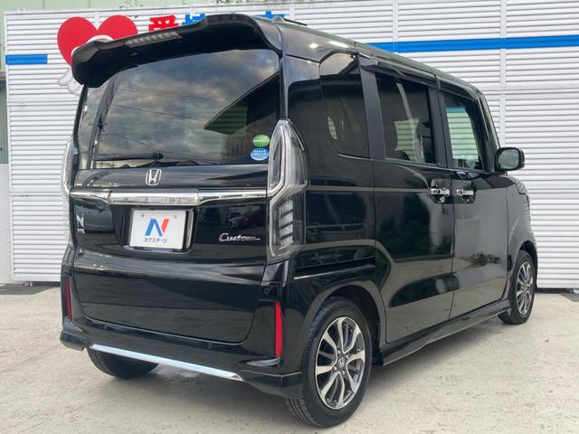 N-BOXカスタム L 電動スライドドア 純正SDナビ バックカメラ 衝突被害軽減装置 レーダークルーズ 禁煙車 ドラレコ コーナーセンサー スマートキー LEDヘッド ビルトインETC オートハイビーム 車線逸脱警報(17枚目)