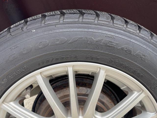 ベリーサ Ｌ　禁煙車　レザーシート　スマートキー　ビルトインＥＴＣ　オートライト　オートエアコン　Ｂｌｕｅｔｏｏｔｈ　ＣＤ　ＤＶＤ再生　地デジ（31枚目）