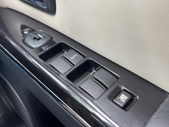 ベリーサ Ｌ　禁煙車　レザーシート　スマートキー　ビルトインＥＴＣ　オートライト　オートエアコン　Ｂｌｕｅｔｏｏｔｈ　ＣＤ　ＤＶＤ再生　地デジ（45枚目）