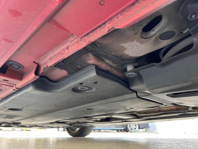 プリウス Aツーリングセレクション 純正SDナビ バックカメラ 衝突被害軽減システム レーダークルーズ 禁煙車 レザー調シート ドラレコ コーナーセンサー スマートキー LEDヘッド ビルトインETC オートハイビーム オートライト(22枚目)