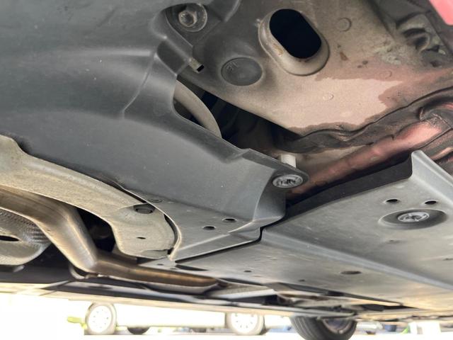 プリウス Aツーリングセレクション 純正SDナビ バックカメラ 衝突被害軽減システム レーダークルーズ 禁煙車 レザー調シート ドラレコ コーナーセンサー スマートキー LEDヘッド ビルトインETC オートハイビーム オートライト(23枚目)