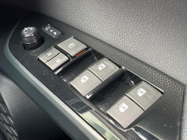 プリウス Aツーリングセレクション 純正SDナビ バックカメラ 衝突被害軽減システム レーダークルーズ 禁煙車 レザー調シート ドラレコ コーナーセンサー スマートキー LEDヘッド ビルトインETC オートハイビーム オートライト(44枚目)