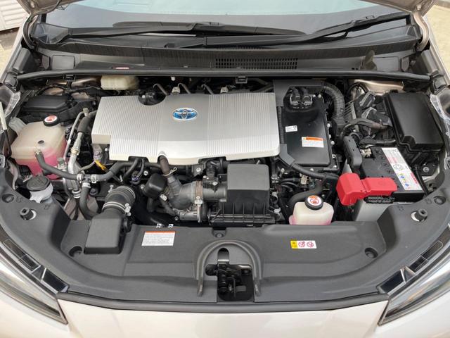 プリウス A トヨタセーフティセンス 純正SDナビ 全周囲カメラ ETC Bluetooth フルセグ ドラレコ LEDヘッド LEDフォグ オートハイビーム 革巻きハンドル 純正15インチAW CD/DVD再生(19枚目)