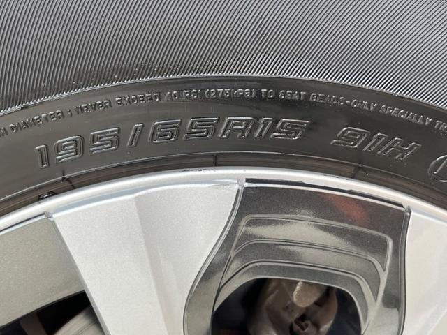 プリウス A トヨタセーフティセンス 純正SDナビ 全周囲カメラ ETC Bluetooth フルセグ ドラレコ LEDヘッド LEDフォグ オートハイビーム 革巻きハンドル 純正15インチAW CD/DVD再生(29枚目)