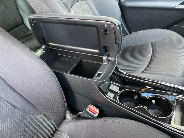 プリウス A トヨタセーフティセンス 純正SDナビ 全周囲カメラ ETC Bluetooth フルセグ ドラレコ LEDヘッド LEDフォグ オートハイビーム 革巻きハンドル 純正15インチAW CD/DVD再生(44枚目)