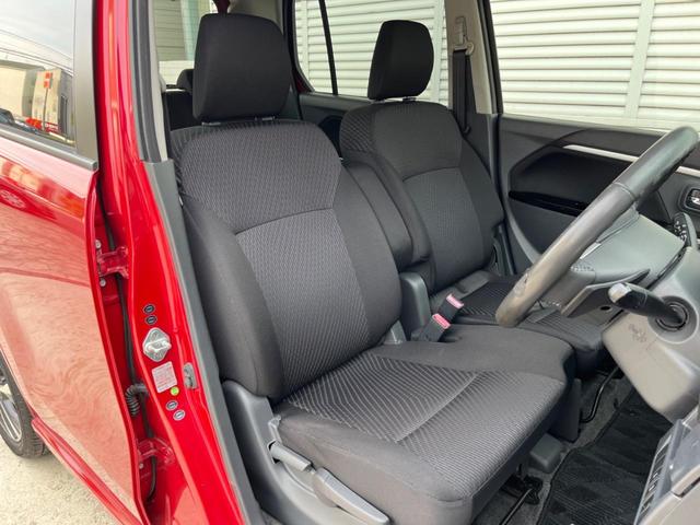 ワゴンＲスティングレー Ｔ　ＤＶＤナビ　バックカメラ　ＥＴＣ　Ｂｌｕｅｔｏｏｔｈ　フルセグ　スマートキー　ＨＩＤヘッド　革巻きハンドル　純正１５インチＡＷ　フォグライト　ＣＤ／ＤＶＤ再生　盗難防止装置　プライバシーガラス（8枚目）