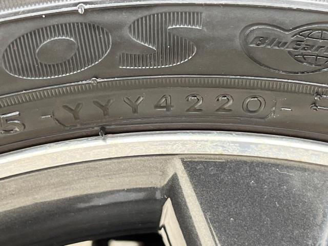 ワゴンＲスティングレー Ｔ　ＤＶＤナビ　バックカメラ　ＥＴＣ　Ｂｌｕｅｔｏｏｔｈ　フルセグ　スマートキー　ＨＩＤヘッド　革巻きハンドル　純正１５インチＡＷ　フォグライト　ＣＤ／ＤＶＤ再生　盗難防止装置　プライバシーガラス（32枚目）