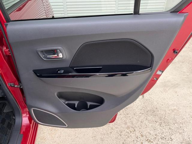 ワゴンＲスティングレー Ｔ　ＤＶＤナビ　バックカメラ　ＥＴＣ　Ｂｌｕｅｔｏｏｔｈ　フルセグ　スマートキー　ＨＩＤヘッド　革巻きハンドル　純正１５インチＡＷ　フォグライト　ＣＤ／ＤＶＤ再生　盗難防止装置　プライバシーガラス（39枚目）