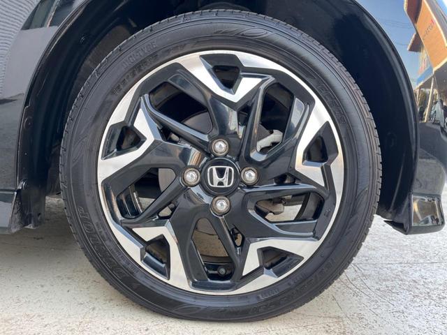 Ｎ－ＢＯＸカスタム Ｇ・Ｌターボホンダセンシング　両側電動ドア　純正８型ナビ　アダプティブクルーズ　バックカメラ　ＥＴＣ　Ｂｌｕｅｔｏｏｔｈ　フルセグ　ドラレコ　禁煙車　スマートキー　ハーフレザーシート　ＬＥＤヘッド　ＬＥＤフォグ　レーンキープ（27枚目）