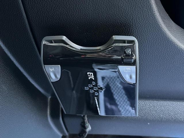 プレマシー 20S-スカイアクティブ 電動スライドドア 純正ナビ バックカメラ ETC Bluetooth フルセグ ドラレコ 禁煙車 HIDヘッド 革巻きハンドル 純正15インチAW フォグライト CD/DVD再生 盗難防止装置(6枚目)