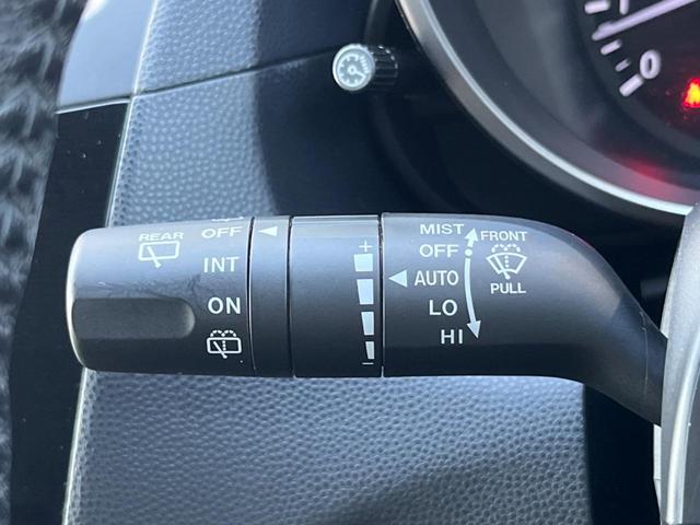 プレマシー 20S-スカイアクティブ 電動スライドドア 純正ナビ バックカメラ ETC Bluetooth フルセグ ドラレコ 禁煙車 HIDヘッド 革巻きハンドル 純正15インチAW フォグライト CD/DVD再生 盗難防止装置(54枚目)