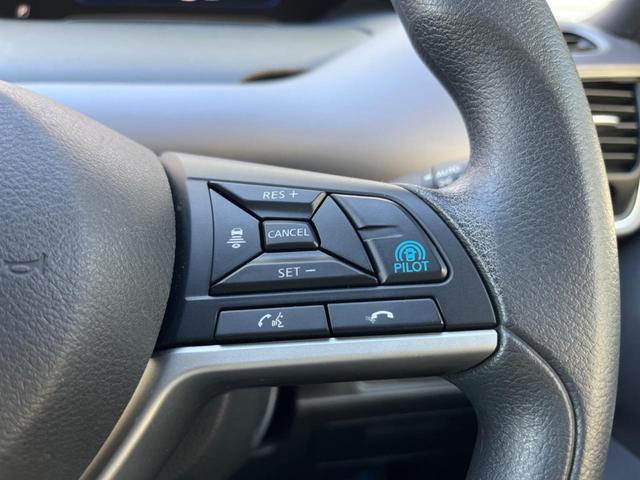 セレナ e-パワー XV フリップダウン 両側電動ドア プロパイロット インテリジェントエマージェンシーブレーキ 純正10型ナビ 全周囲カメラ ETC Bluetooth フルセグ ドラレコ 禁煙車 LEDヘッド レーンキープ(7枚目)