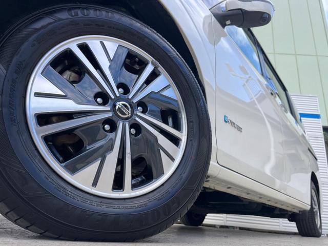 セレナ e-パワー XV フリップダウン 両側電動ドア プロパイロット インテリジェントエマージェンシーブレーキ 純正10型ナビ 全周囲カメラ ETC Bluetooth フルセグ ドラレコ 禁煙車 LEDヘッド レーンキープ(14枚目)