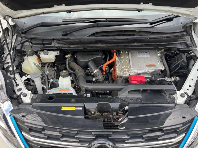 セレナ e-パワー XV フリップダウン 両側電動ドア プロパイロット インテリジェントエマージェンシーブレーキ 純正10型ナビ 全周囲カメラ ETC Bluetooth フルセグ ドラレコ 禁煙車 LEDヘッド レーンキープ(19枚目)