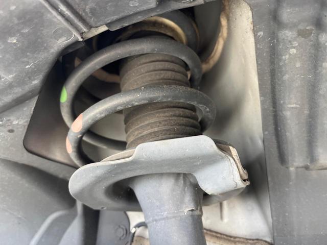 セレナ e-パワー XV フリップダウン 両側電動ドア プロパイロット インテリジェントエマージェンシーブレーキ 純正10型ナビ 全周囲カメラ ETC Bluetooth フルセグ ドラレコ 禁煙車 LEDヘッド レーンキープ(23枚目)