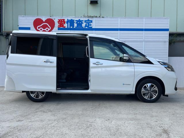 セレナ e-パワー XV フリップダウン 両側電動ドア プロパイロット インテリジェントエマージェンシーブレーキ 純正10型ナビ 全周囲カメラ ETC Bluetooth フルセグ ドラレコ 禁煙車 LEDヘッド レーンキープ(30枚目)