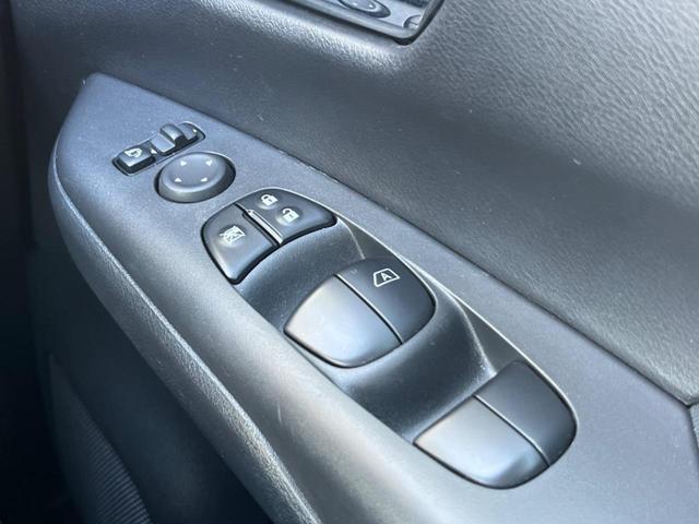 セレナ e-パワー XV フリップダウン 両側電動ドア プロパイロット インテリジェントエマージェンシーブレーキ 純正10型ナビ 全周囲カメラ ETC Bluetooth フルセグ ドラレコ 禁煙車 LEDヘッド レーンキープ(52枚目)