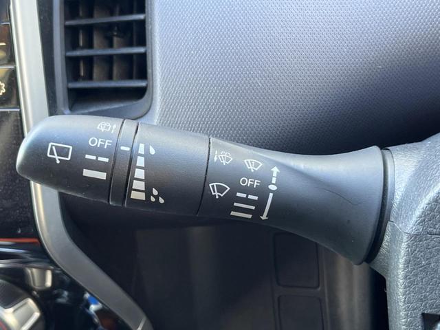 セレナ e-パワー XV フリップダウン 両側電動ドア プロパイロット インテリジェントエマージェンシーブレーキ 純正10型ナビ 全周囲カメラ ETC Bluetooth フルセグ ドラレコ 禁煙車 LEDヘッド レーンキープ(57枚目)