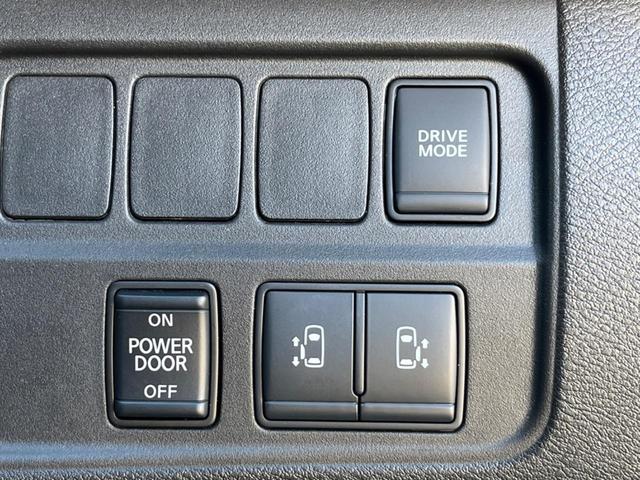 セレナ e-パワー XV フリップダウン 両側電動ドア プロパイロット インテリジェントエマージェンシーブレーキ 純正10型ナビ 全周囲カメラ ETC Bluetooth フルセグ ドラレコ 禁煙車 LEDヘッド レーンキープ(65枚目)