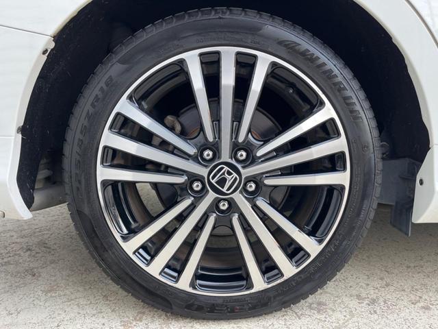 オデッセイ アブソルート・ＥＸ　後席モニター　両側電動ドア　純正ナビ　全周囲カメラ　アダプティブクルーズ　ＥＴＣ　Ｂｌｕｅｔｏｏｔｈ　フルセグ　ドラレコ　禁煙車　ハーフレザーシート　ＬＥＤヘッド　ＬＥＤフォグ　レーンキープ（30枚目）