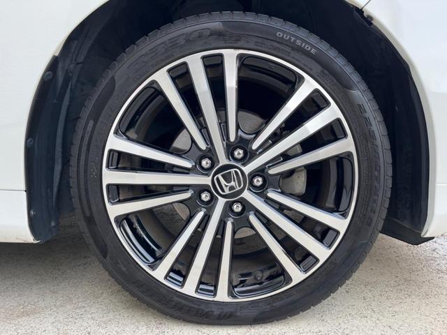 オデッセイ アブソルート・ＥＸ　後席モニター　両側電動ドア　純正ナビ　全周囲カメラ　アダプティブクルーズ　ＥＴＣ　Ｂｌｕｅｔｏｏｔｈ　フルセグ　ドラレコ　禁煙車　ハーフレザーシート　ＬＥＤヘッド　ＬＥＤフォグ　レーンキープ（31枚目）