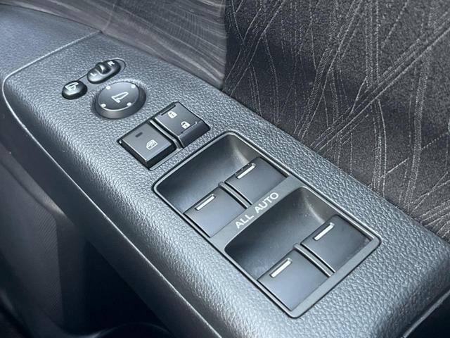 オデッセイ アブソルート・ＥＸ　後席モニター　両側電動ドア　純正ナビ　全周囲カメラ　アダプティブクルーズ　ＥＴＣ　Ｂｌｕｅｔｏｏｔｈ　フルセグ　ドラレコ　禁煙車　ハーフレザーシート　ＬＥＤヘッド　ＬＥＤフォグ　レーンキープ（61枚目）