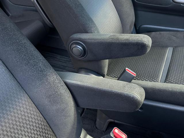 ステップワゴンスパーダ スパーダ 電動スライドドア 純正SDナビ バックカメラ 禁煙車 ドラレコ スマートキー LEDヘッド ビルトインETC クルコン 純正16インチアルミ Bluetooth(41枚目)