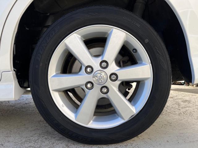 アイシス プラタナ 4WD 片側電動スライドドア 純正HDDナビ バックカメラ 禁煙車 コーナーセンサー スマートキー HIDヘッド ETC 純正16インチアルミ オートエアコン CD DVD再生(32枚目)