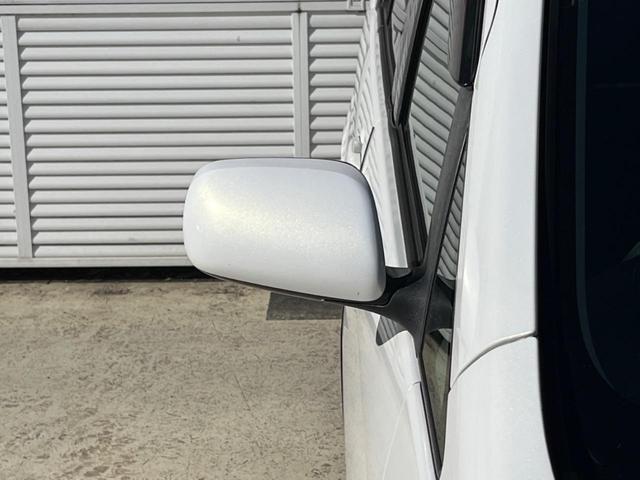 アイシス プラタナ 4WD 片側電動スライドドア 純正HDDナビ バックカメラ 禁煙車 コーナーセンサー スマートキー HIDヘッド ETC 純正16インチアルミ オートエアコン CD DVD再生(58枚目)