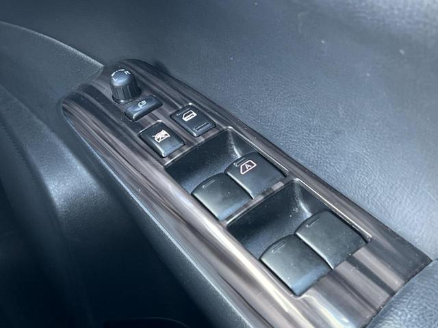 エルグランド 250ハイウェイスターS アーバンクロム フリップダウン 両側電動ドア インテリジェントエマージェンシーブレーキ 純正ナビ 全周囲カメラ インテリジェントクルーズ ETC 禁煙車 ハーフレザーシート LEDヘッド LEDフォグ レーンキープ(50枚目)