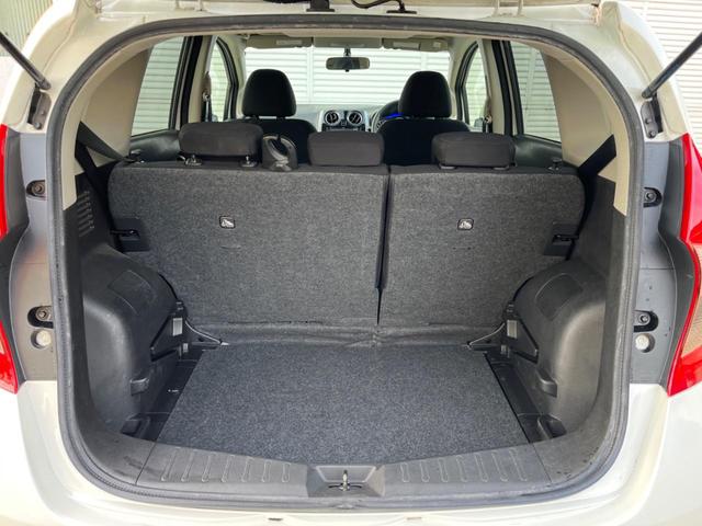 ノート Ｘ　ＤＩＧ－Ｓ　ＳＤナビ　ＥＴＣ　禁煙車　スマートキー　ＣＤ／ＤＶＤ再生　地デジ　盗難防止装置　プライバシーガラス　アイドリングストップ　トラクションコントロール（28枚目）