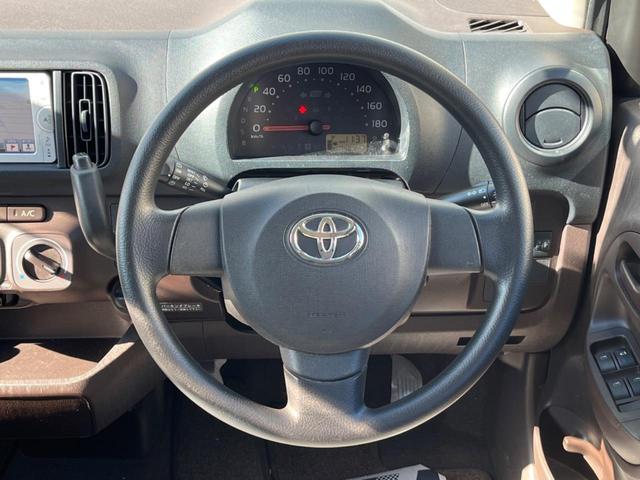 パッソ Ｘ　クツロギ　純正ＳＤナビ　禁煙車　スマートキー　Ｂｌｕｅｔｏｏｔｈ　ＣＤ　地デジ（10枚目）